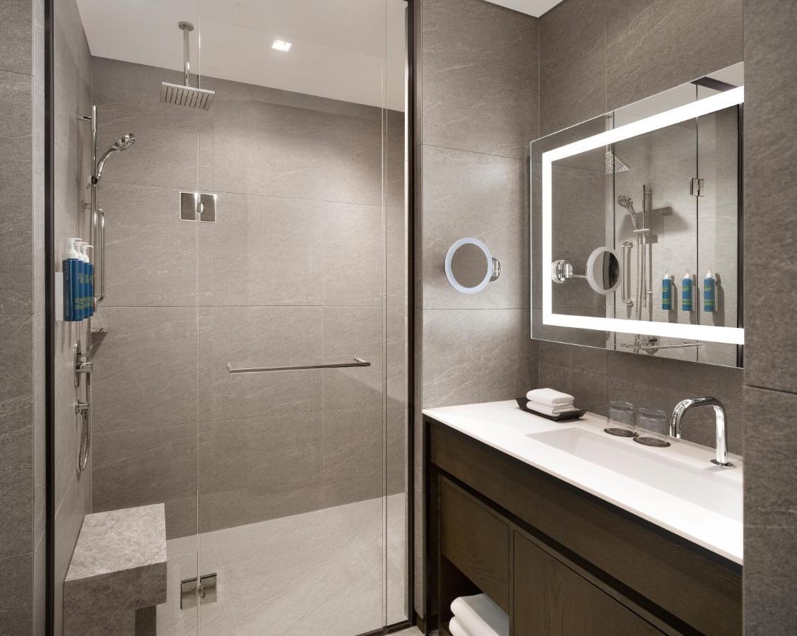 Four Points By Sheraton Suwon Extérieur photo