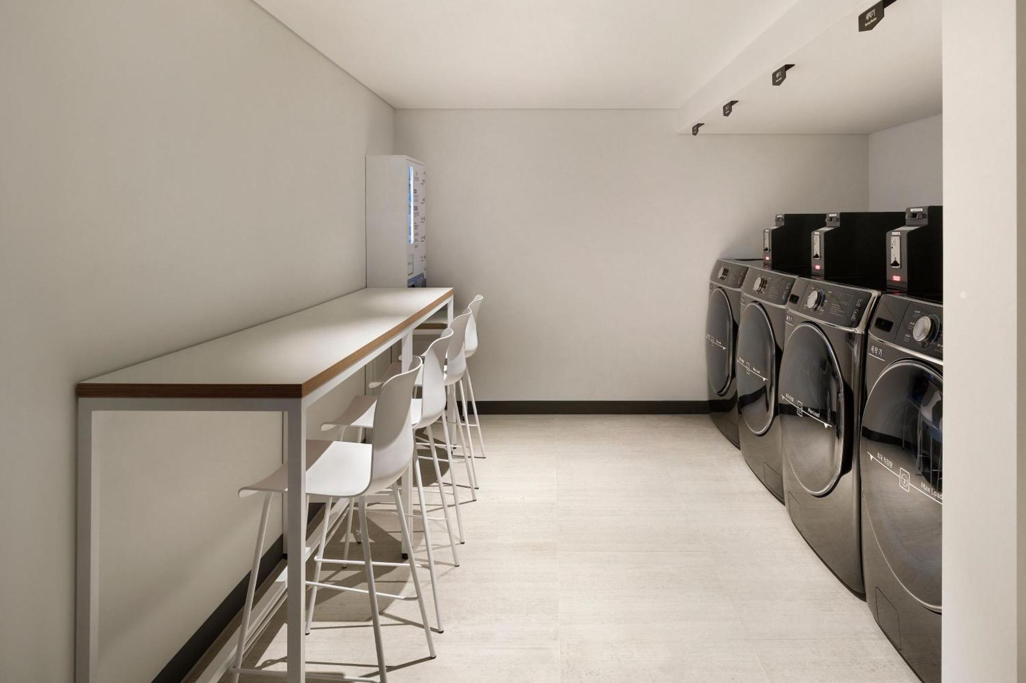 Four Points By Sheraton Suwon Extérieur photo