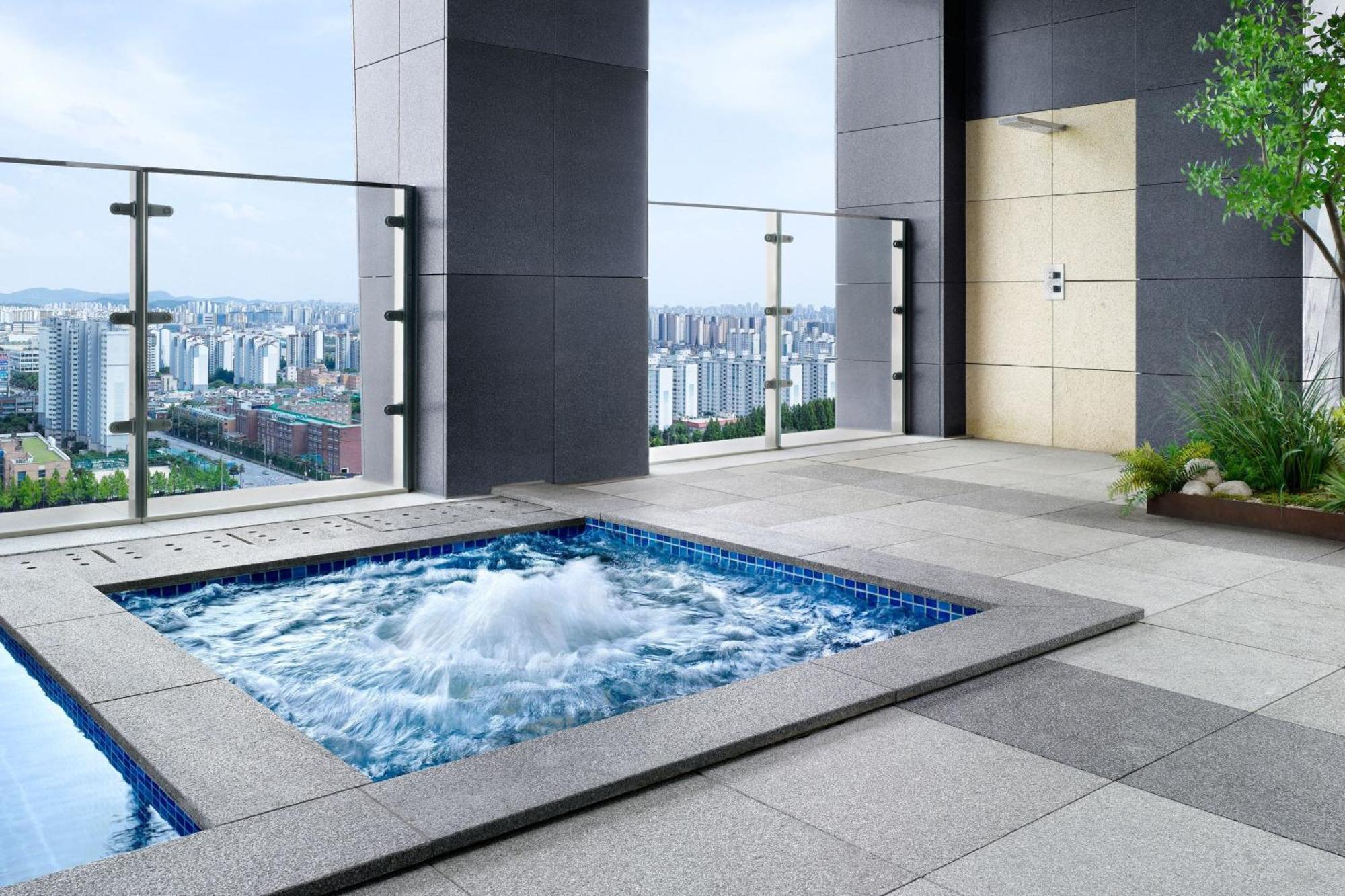 Four Points By Sheraton Suwon Extérieur photo